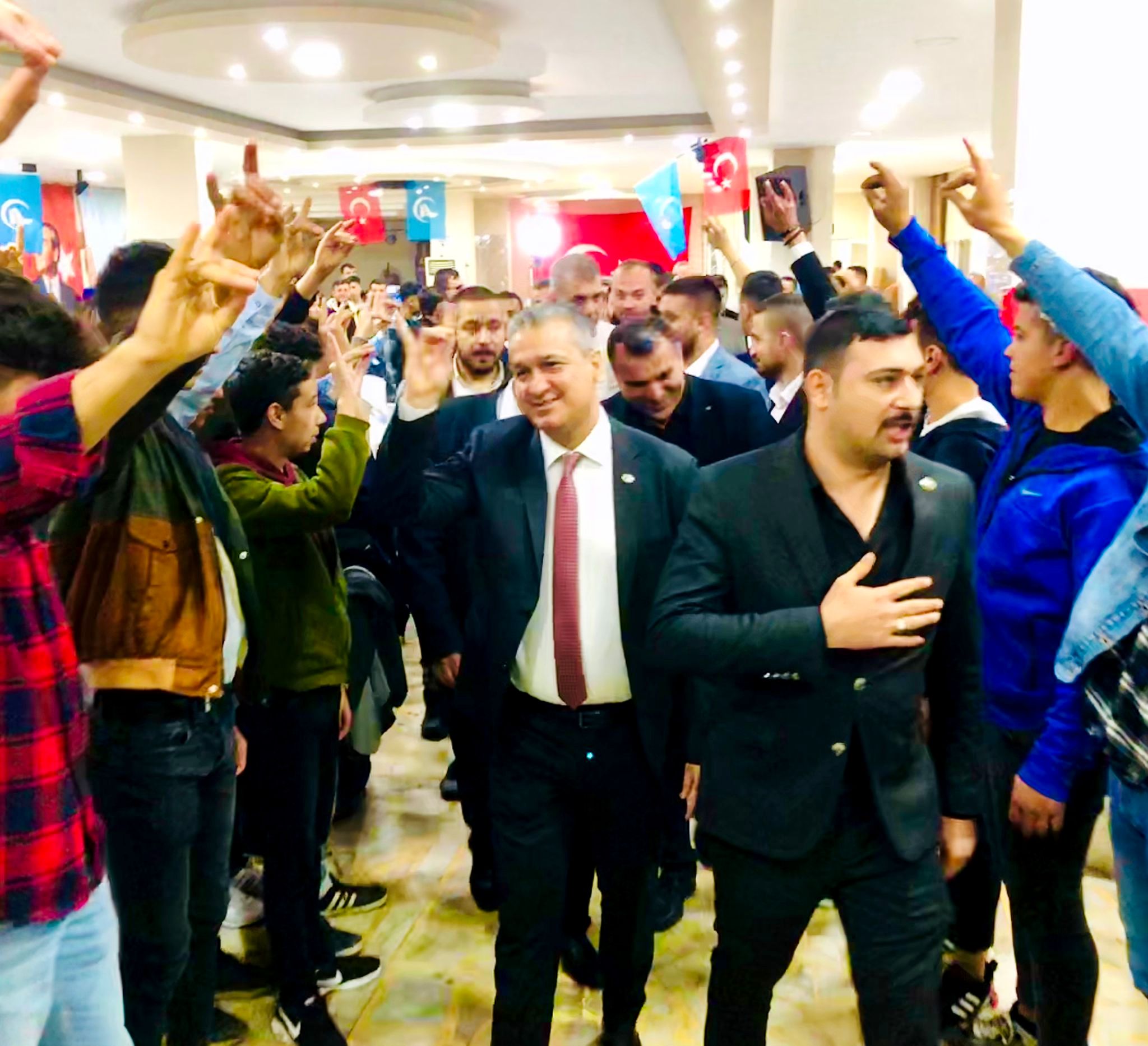 Belen Belediye Başkanı İbrahim Gül, Belen’de dikilen sancak, sonsuza dek dalgalanacak…