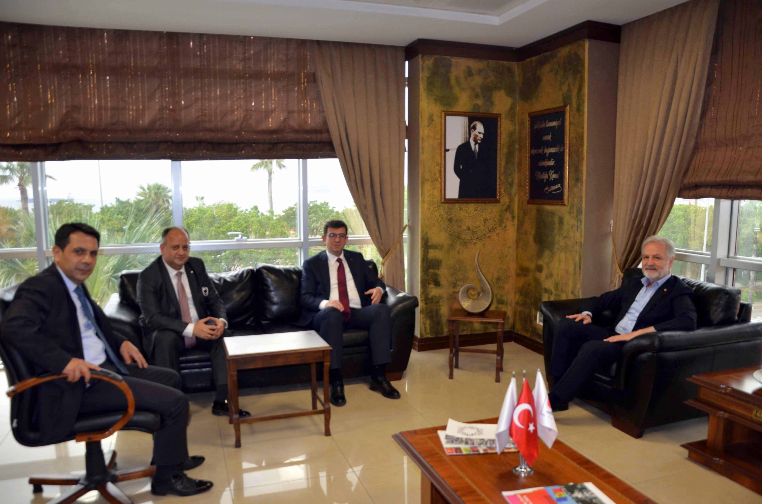 Halk Bankası Gaziantep Bölge Koordinatörü Metin Yediyıldız ve İskenderun Şube Müdürü Veysel Ülker İTSO’yu Ziyaret Etti