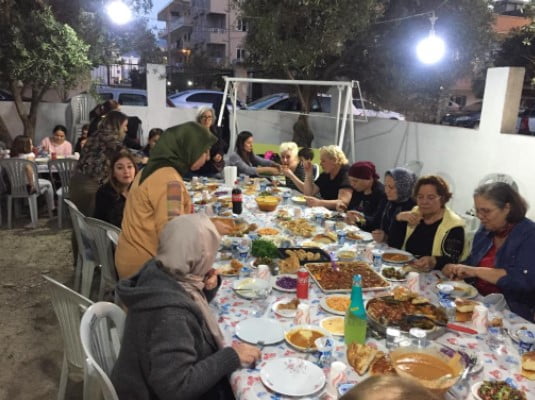İskenderun Çerkes Derneği hemşehrileri ile iftarda buluştu