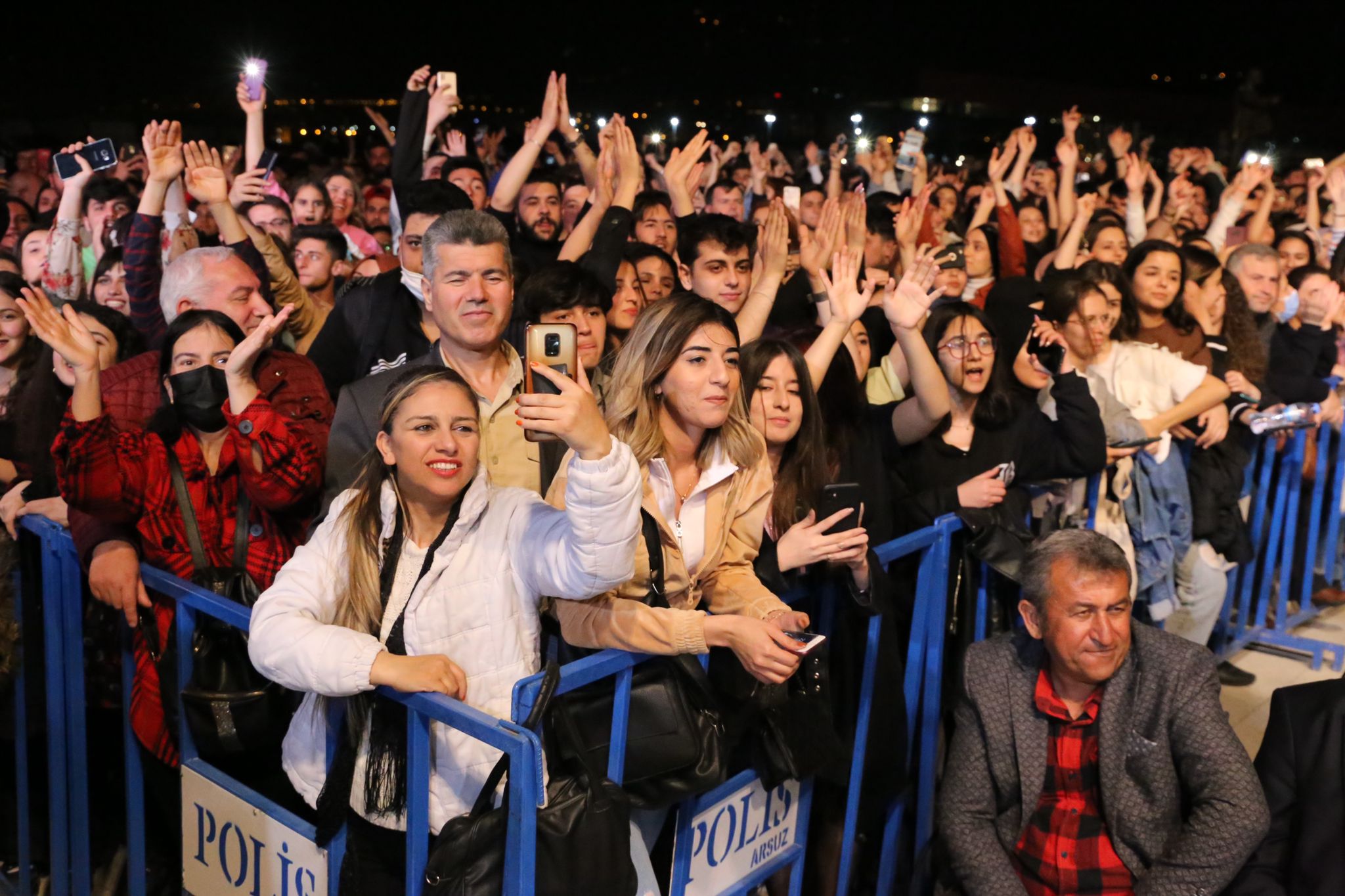 GÖKSEL SEVİLEN ŞARKILARINI EXPO 2021 HATAY İÇİN SÖYLEDİ