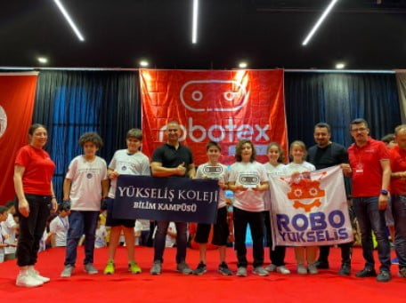 ROBO YÜKSELİŞ TAKIMI DÜNYA ŞAMPİYONASINDA