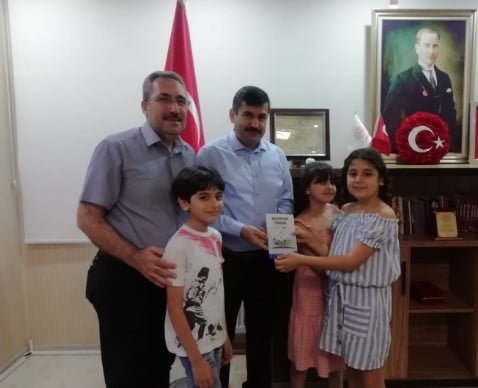 BEŞTEMMUZUN YAZARLARI KİTABLARINI TANITTI