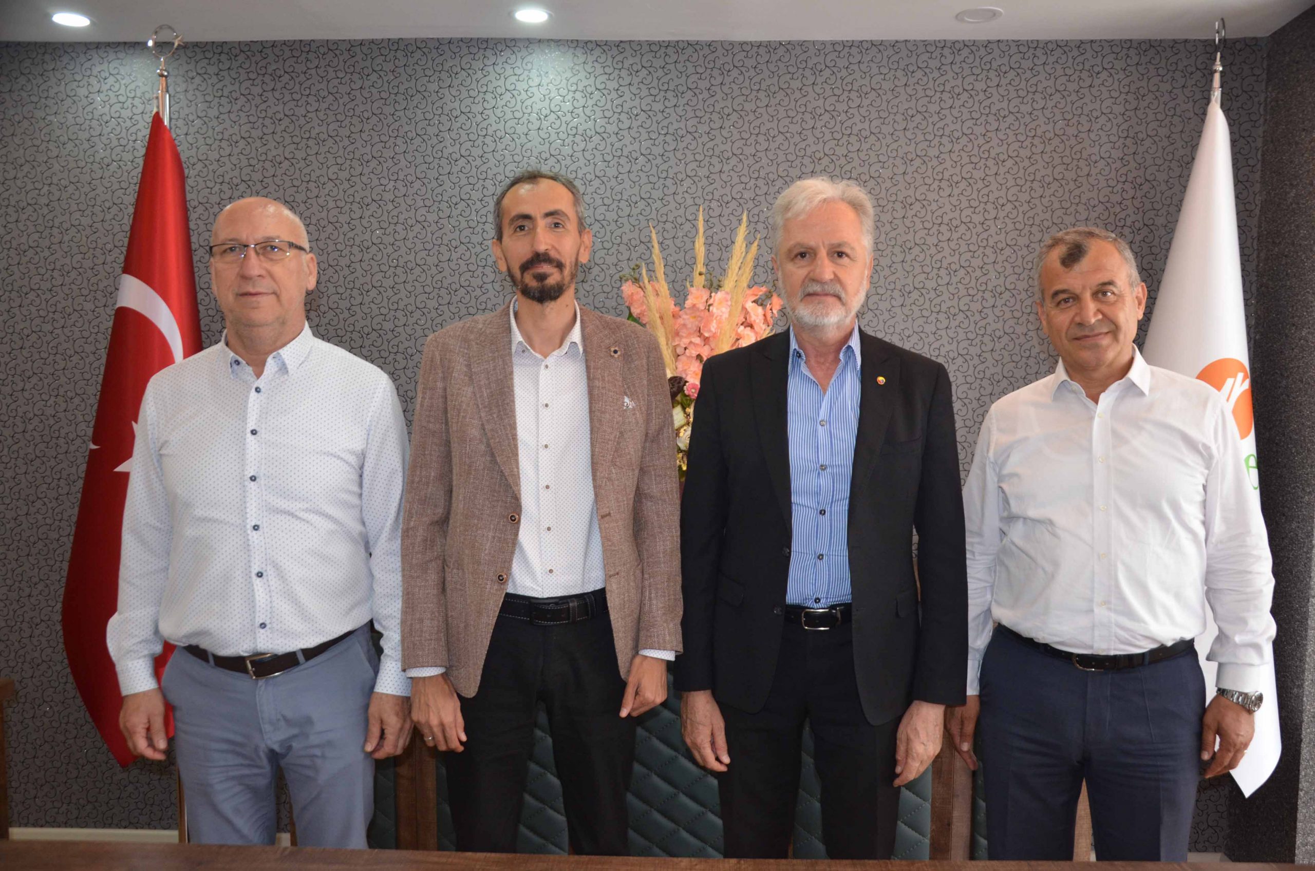 İTSO Başkanı Yılmaz Birey Okullarını Ziyaret Etti