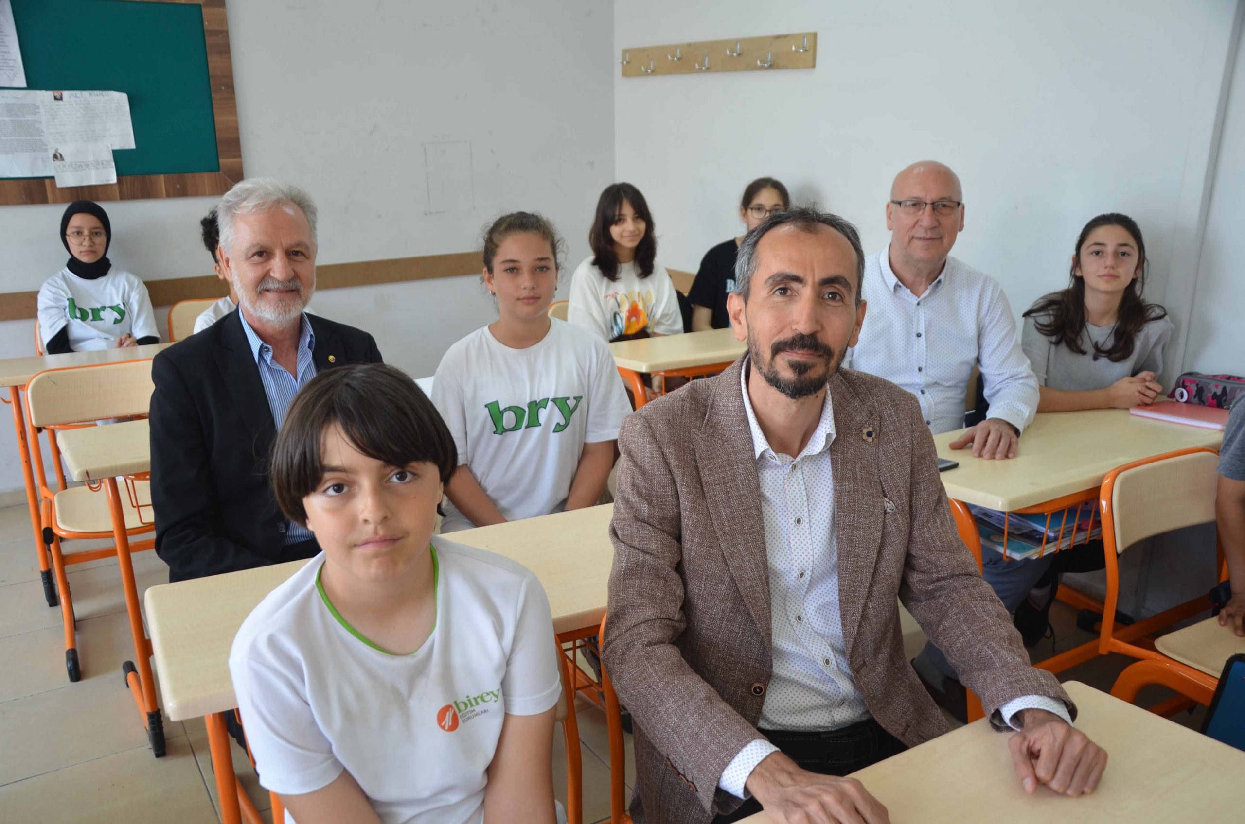 İTSO Başkanı Yılmaz Birey Okullarını Ziyaret Etti