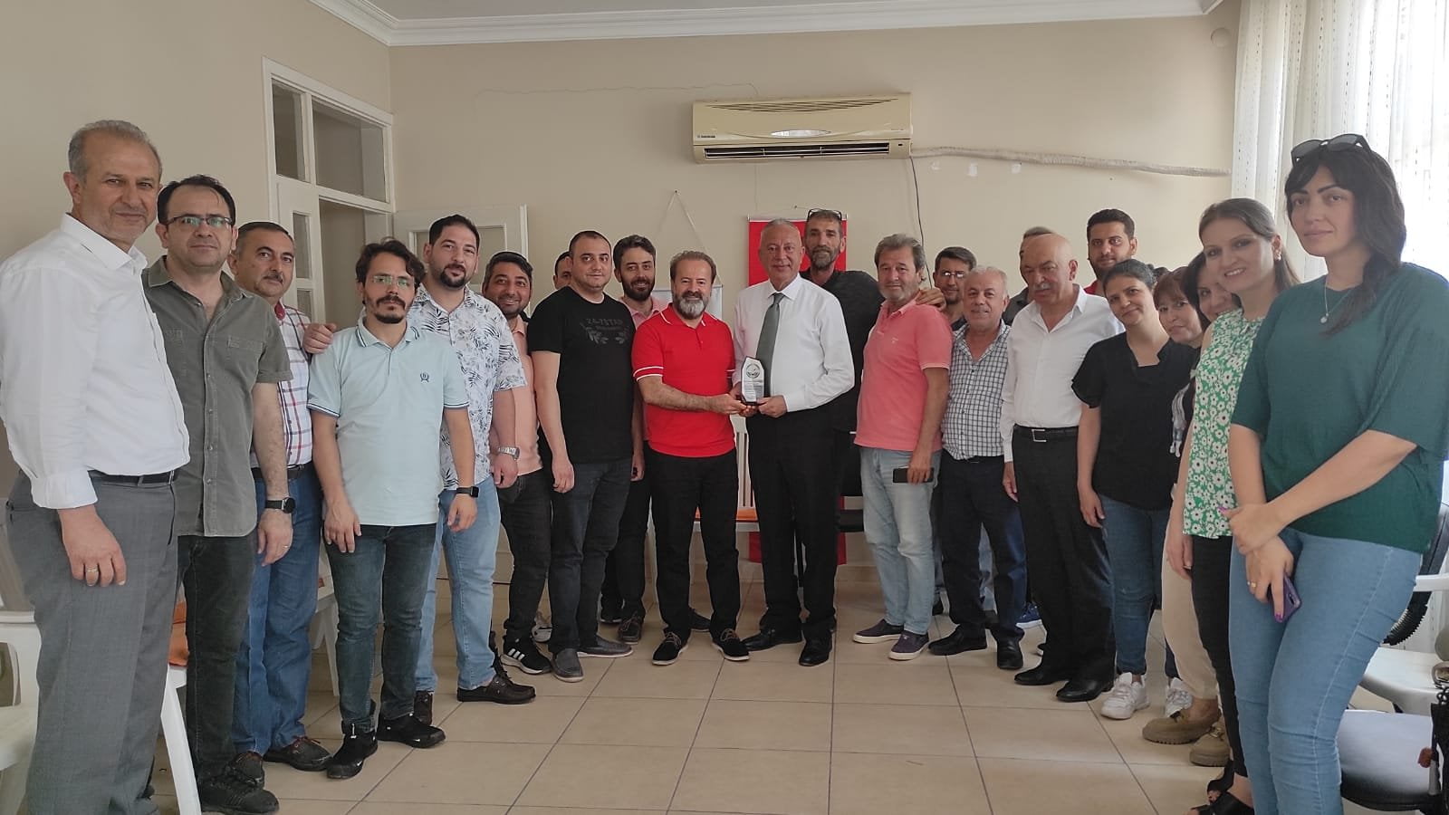 Şahutoğlu’ndan, Akdeniz Federasyon Başkanlığına Seçilen Cemal Çelik’e Hayırlı Olsun Ziyareti