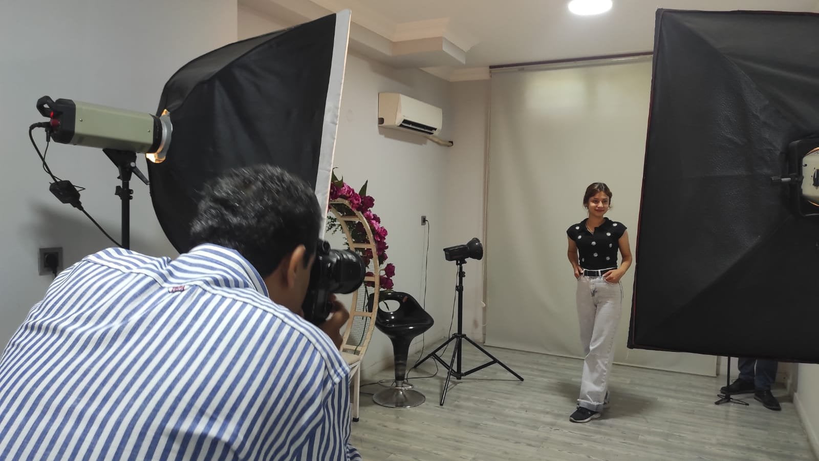 Fotoğrafçılar Kur Artışlarından ve Korsanlardan Şikayetçi