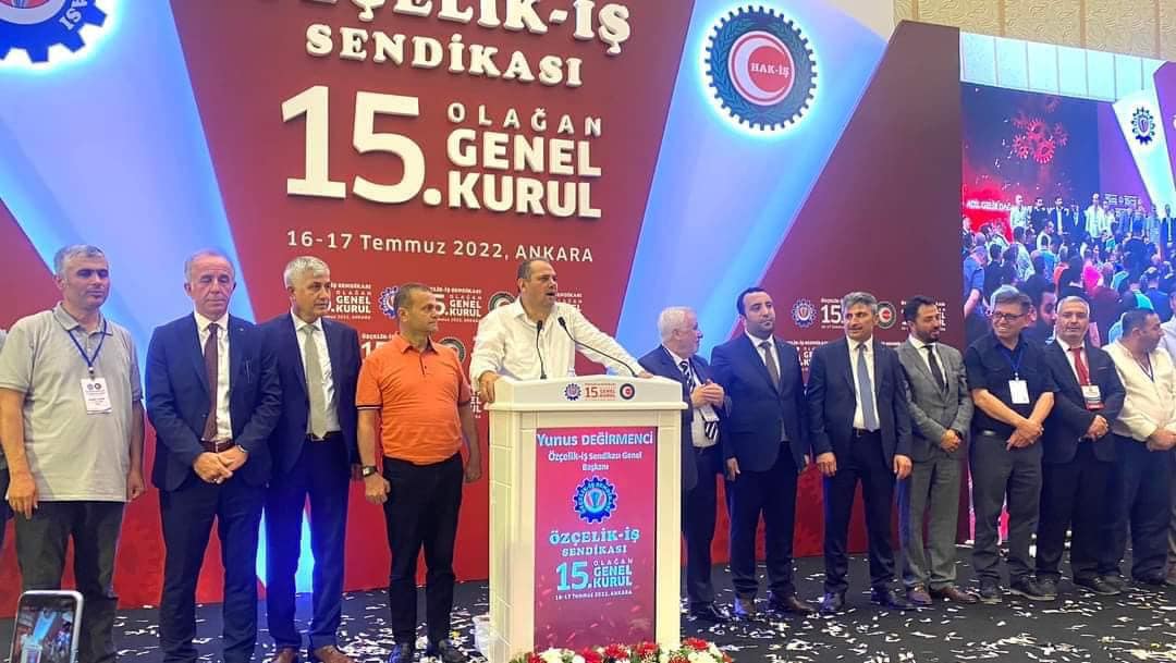 ÖZÇELİK-İŞ SENDİKASINDA ÇELİK YUMRUKLU BAŞKAN YUNUS DEĞİRMENCİ GÜVEN TAZELEDİ