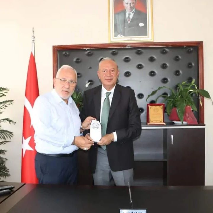 BELEDİYE BAŞKANI TOSYALI’DAN, FEDERASYON BAŞKANI SEÇİLEN CEMAL ÇELİK’E HAYIRLI OLSUN ZİYARETİ