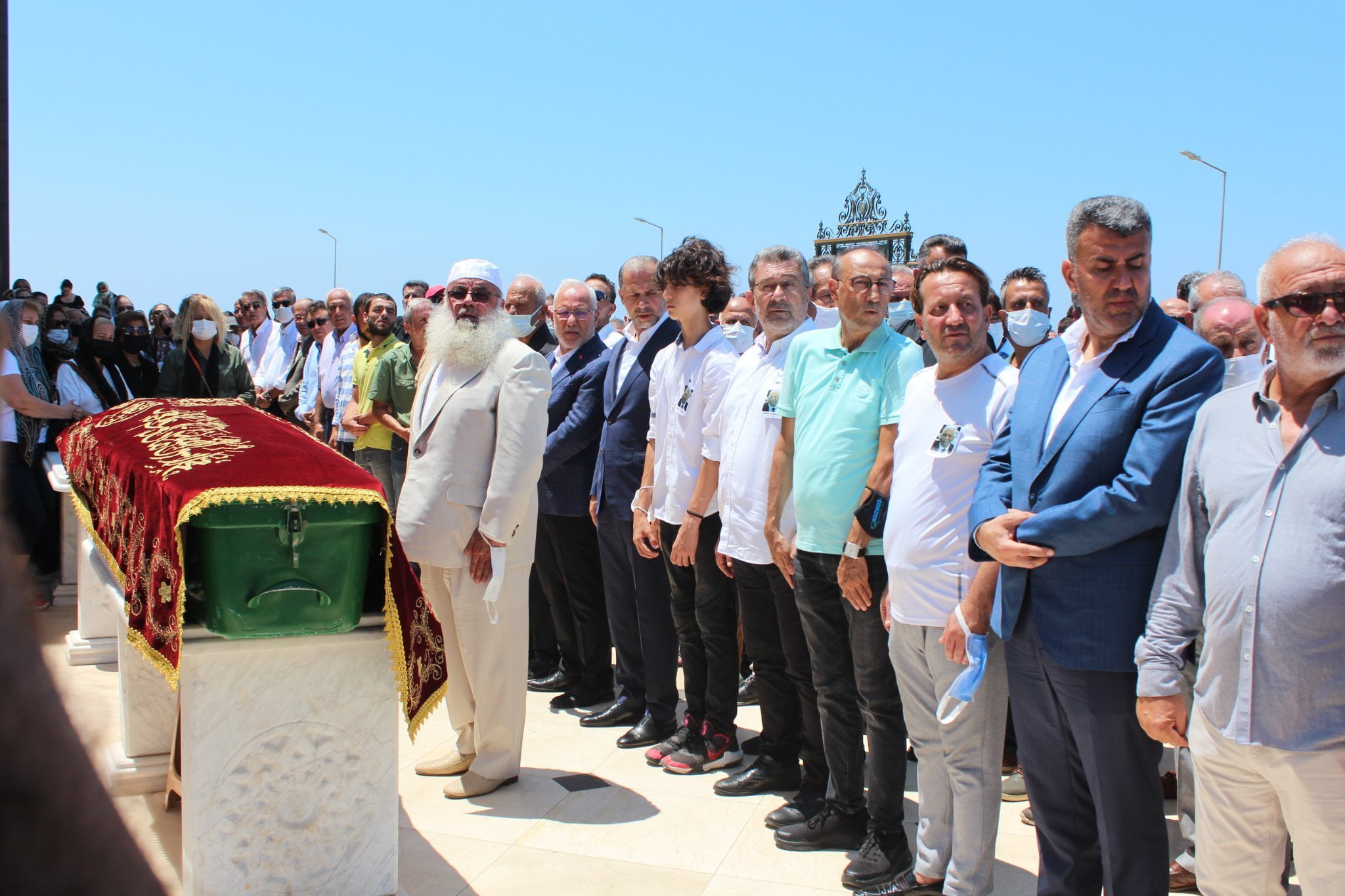 Edip Uysal dualarla uğurlandı