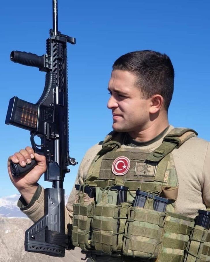 Osmaniyeli şehit son yolculuğuna uğurlandı