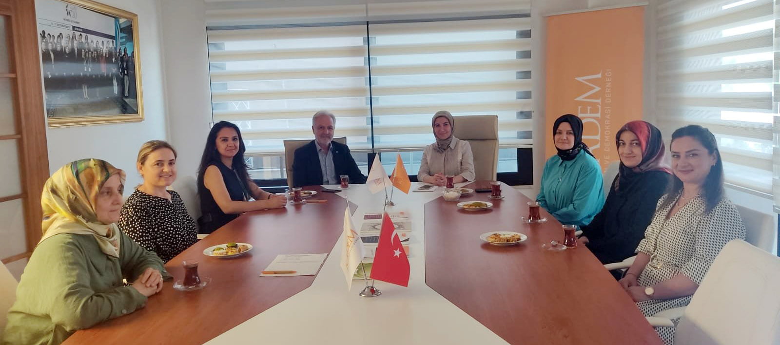 TSO Başkanı Yılmaz, KADEM Hatay İl Temsilcisi Selma Tun&ccedil;&rsquo;u Ziyaret Etti