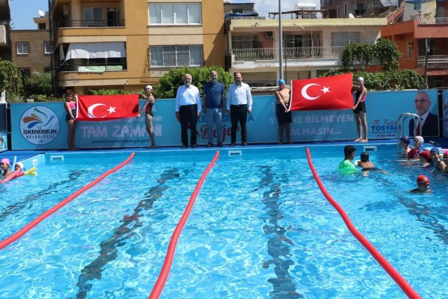 BAŞKAN FATİH TOSYALI: PORTATİF Y&Uuml;ZME HAVUZLARI A&Ccedil;ILDI