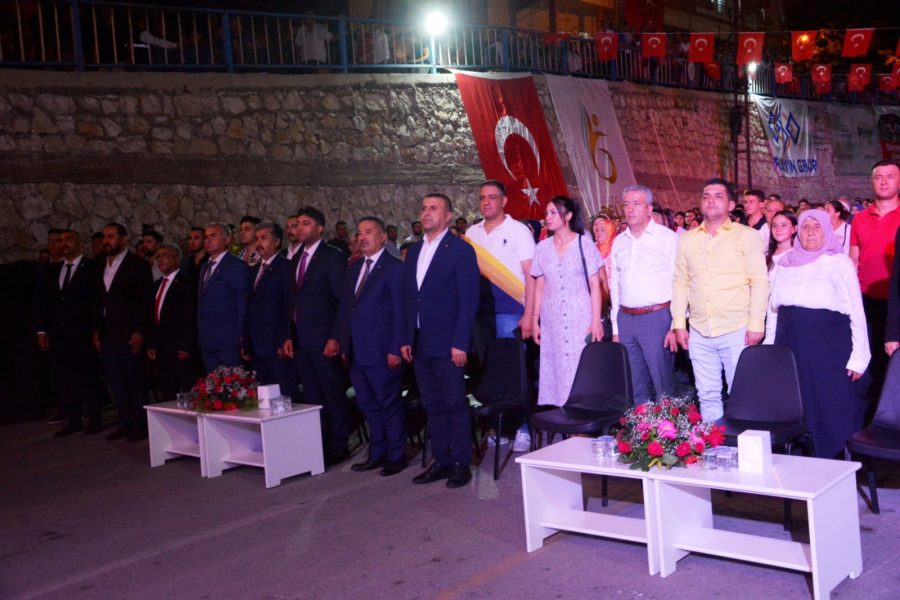 Belen Zara&rsquo;yla Coştu