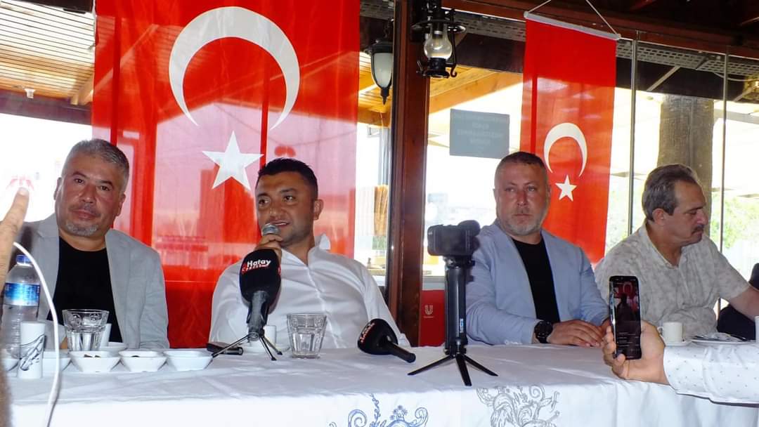 Serdar &Ouml;zyurt İskenderun Basını ile kahvaltıda biraraya geldi