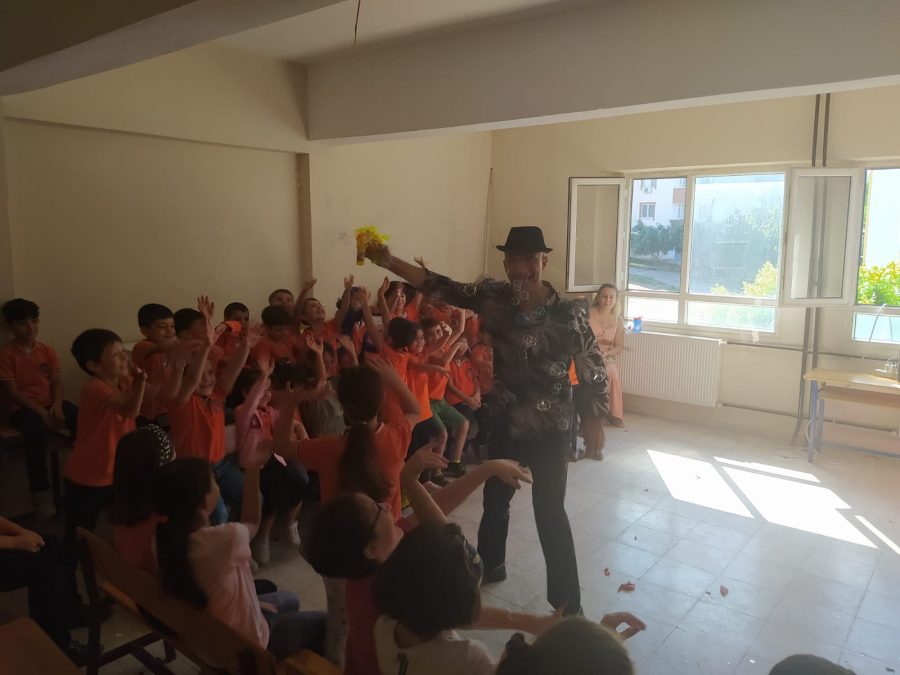 İSKENDERUN ALİ TEKTEN İLKOKULU VE ORTAOKULU’NDAN YENİ EĞİTİM &Ouml;ĞRETİM YILINA MUTLU VE GURURLU BAŞLANGI&Ccedil;