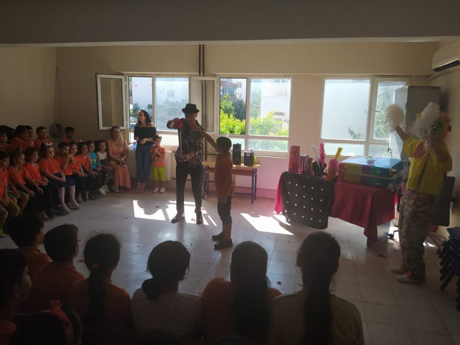 İSKENDERUN ALİ TEKTEN İLKOKULU VE ORTAOKULU’NDAN YENİ EĞİTİM &Ouml;ĞRETİM YILINA MUTLU VE GURURLU BAŞLANGI&Ccedil;