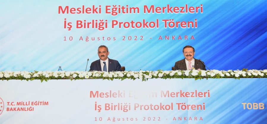 TOBB İLE MESLEKİ EĞİTİM MERKEZLERİ ALANINDA İŞ BİRLİĞİ PROTOKOL&Uuml; İMZALANDI