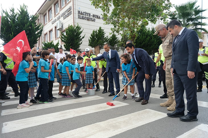 YAYA GEÇİTLERİ KIRMIZI ÇİZGİMİZDİR