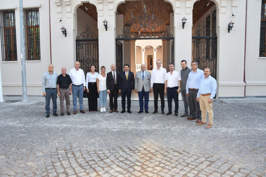 Altın adamlardan Kaymakam Demiry&uuml;rek’e hayırlı olsun ziyareti