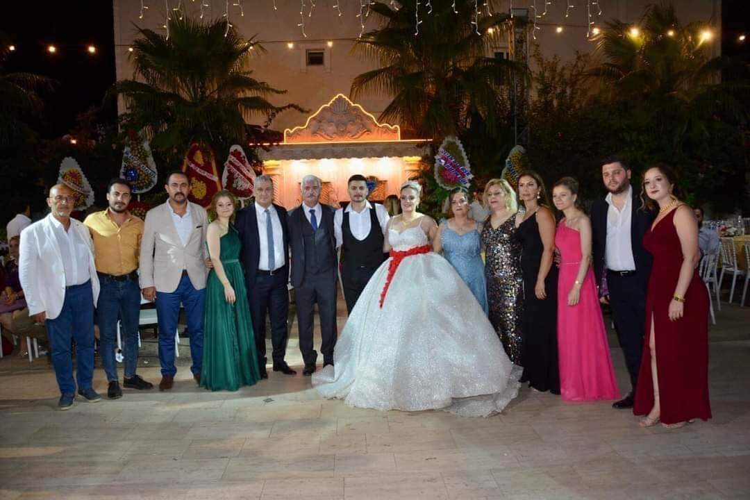 BİR &Ouml;M&Uuml;R BOYU MUTLULUKLAR