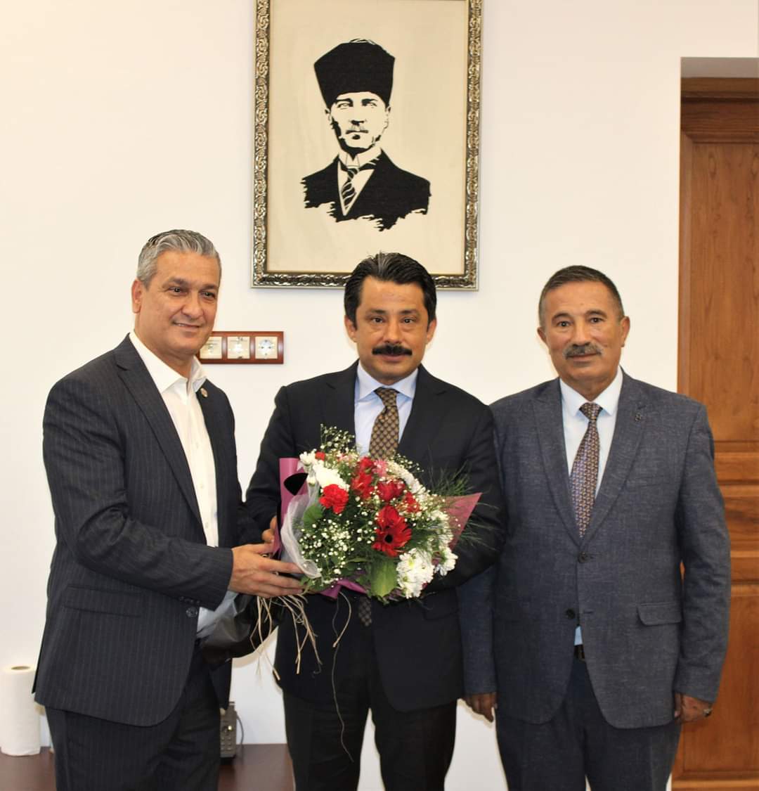 İSKENDERUN İ&Ccedil;İN T&Uuml;M DİNAMİKLERLE, STK&rsquo;LARLA, HEP BİRLİKTE GAYRET EDECEĞİZ