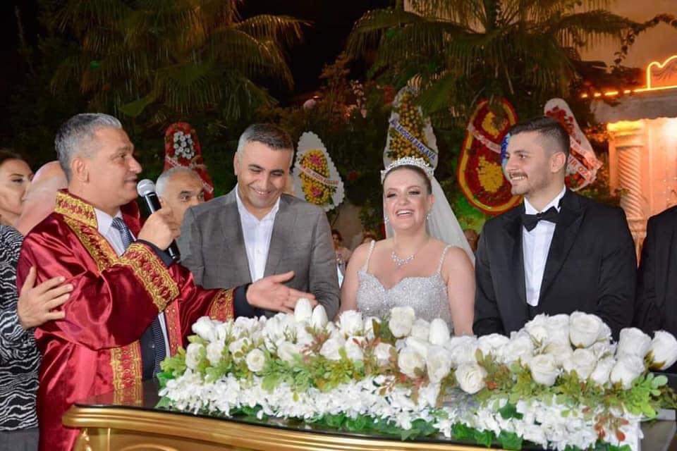 BİR &Ouml;M&Uuml;R BOYU MUTLULUKLAR