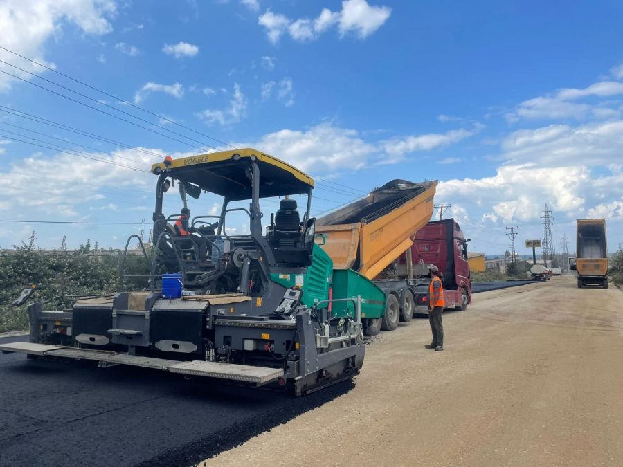 BELEN VE İSKENDERUN CADDELERİNDE YENİLEME SÜRÜYOR