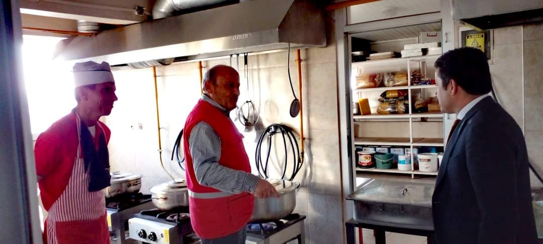 KAYMAKAM DEMİRY&Uuml;REK&rsquo;TEN KIZILAY İSKENDERUN ŞUBESİNE &Ouml;VG&Uuml;