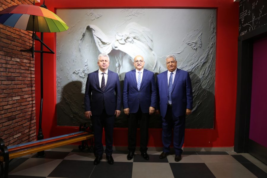 HATAY İL MİLLİ EĞİTİM MÜDÜRÜ YÜKSELİŞ KOLEJİNİ ZİYARET ETTİ