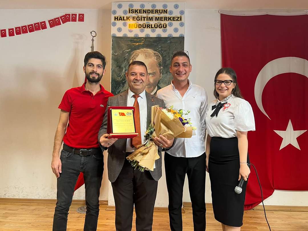 SURİYELİ &Ouml;ĞRENCİLER, İSTİKLAL MARŞI&rsquo;NI VE ATAT&Uuml;RK&rsquo;&Uuml;N GEN&Ccedil;LİĞE HİTABESİNİ EZBERE OKUDU