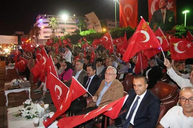 Kıraç İskenderun’da Sevenleri İle Buluştu