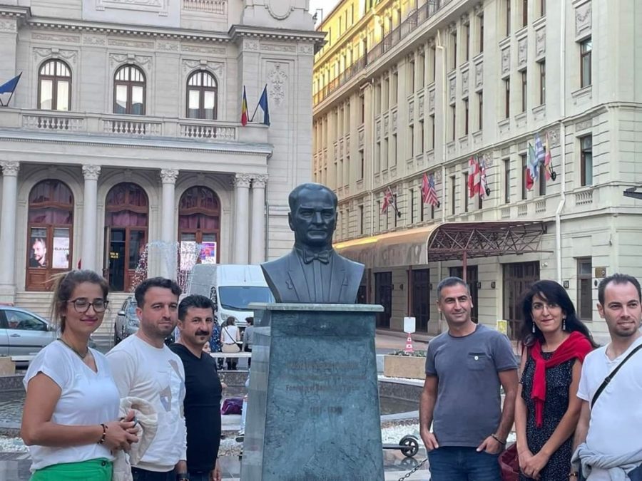 ERASMUS+ DIGITAL YOUTH PROJESİ KAPSAMINDA EĞİTİMCİ KATILIMCILAR ROMANYA&#8217;NIN BÜKREŞ KENTİNDE EĞİTİM ALDILAR