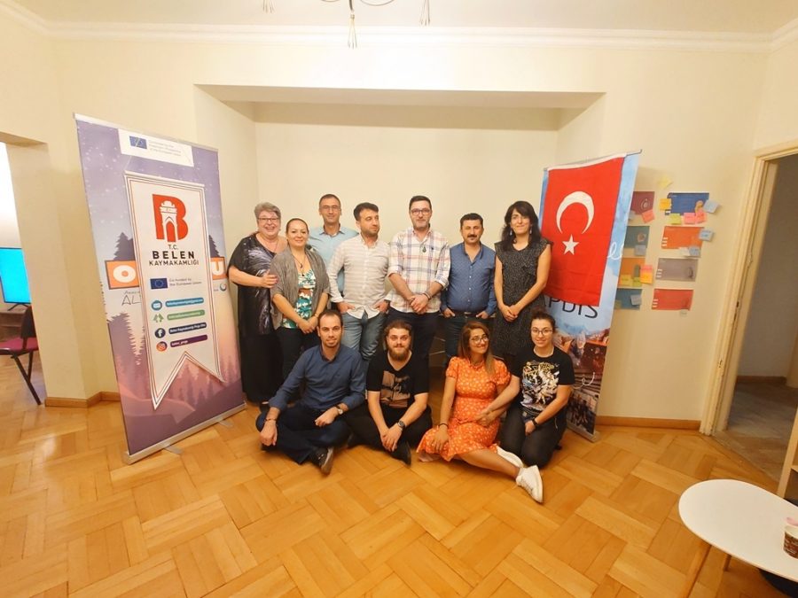 ERASMUS+ DIGITAL YOUTH PROJESİ KAPSAMINDA EĞİTİMCİ KATILIMCILAR ROMANYA&#8217;NIN BÜKREŞ KENTİNDE EĞİTİM ALDILAR