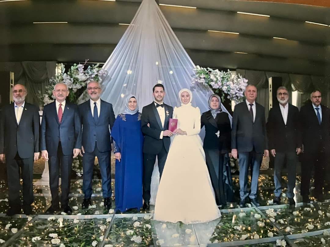 Kılıçdaroğlu nikah şahidi oldu