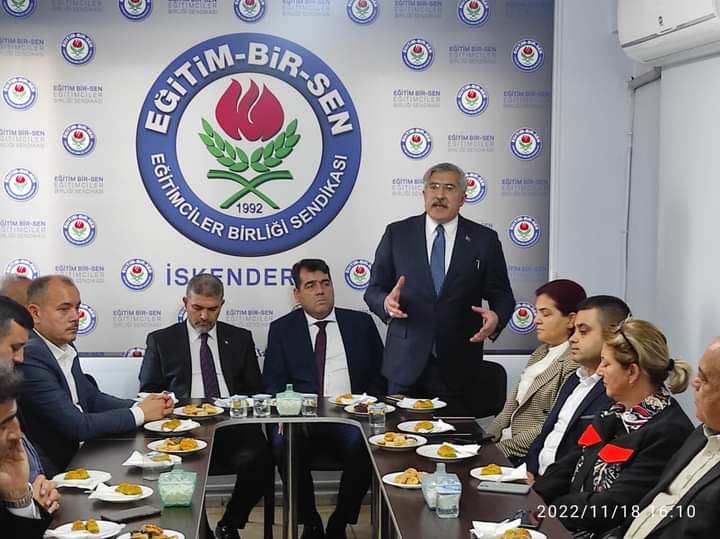 AK PARTİ HEYETİNDEN EĞİTİM BİR SEN’E HAYIRLI OLSUN ZİYARETİ