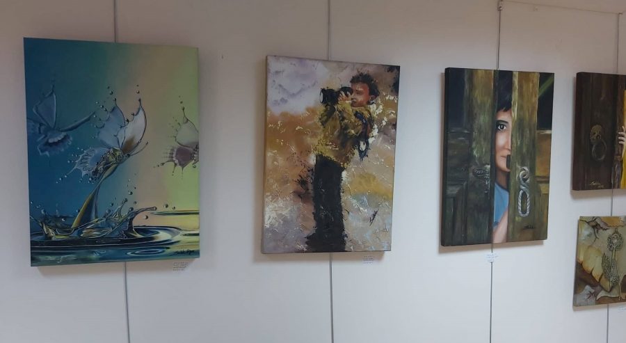 Rengarenk Sanat Evi, 80 eserlik bir sergi açtı