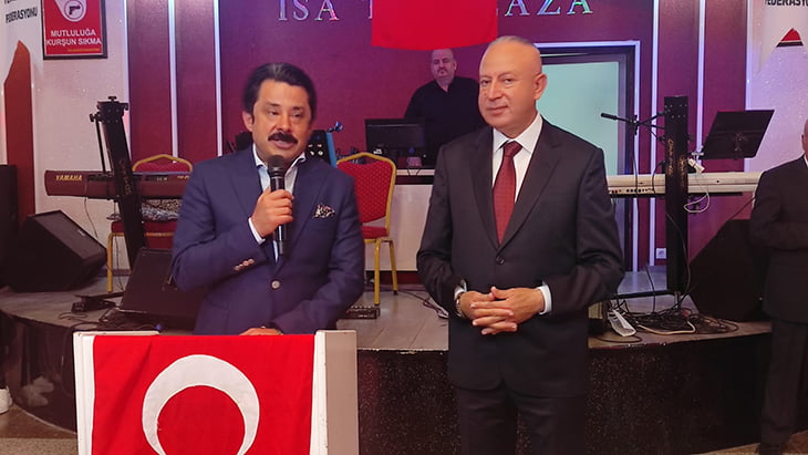 ECZANE TEKNİSYENLERİNDEN MUHTEŞEM DAYANIŞMA GECESİ