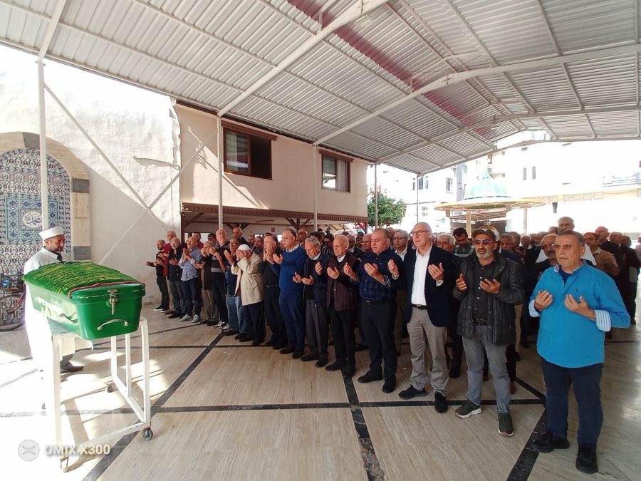 İTSO Eski Başkanlarından Merhum Mehmet Binbay&rsquo;ın Eşi G&uuml;ler Binbay Dualarla Toprağa verildi