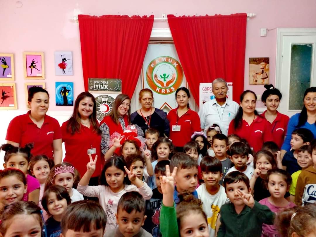 PAMUK KREŞ MİNİKLERİNİN KIZILAY SEVİNCİ