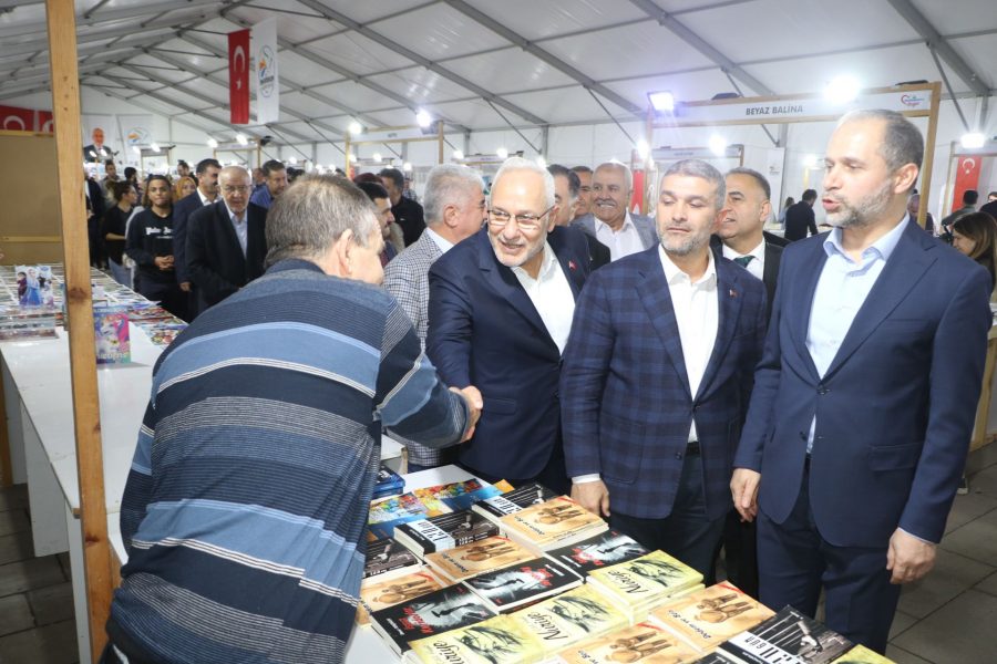 İSKENDERUN 4. KİTAP G&Uuml;NLERİNİN RESMİ A&Ccedil;ILIŞI GER&Ccedil;EKLEŞTİRİLDİ