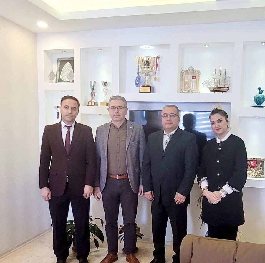 BELEN EĞİTİM BİR-SEN YÖNETİMİNDEN ÖĞRETMENLER GÜNÜ&#8217;NE ÖZEL ZİYARETLER