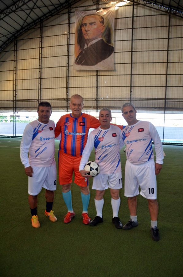 FUTBOL BAHANE BİRLİKTELİK ŞAHANE