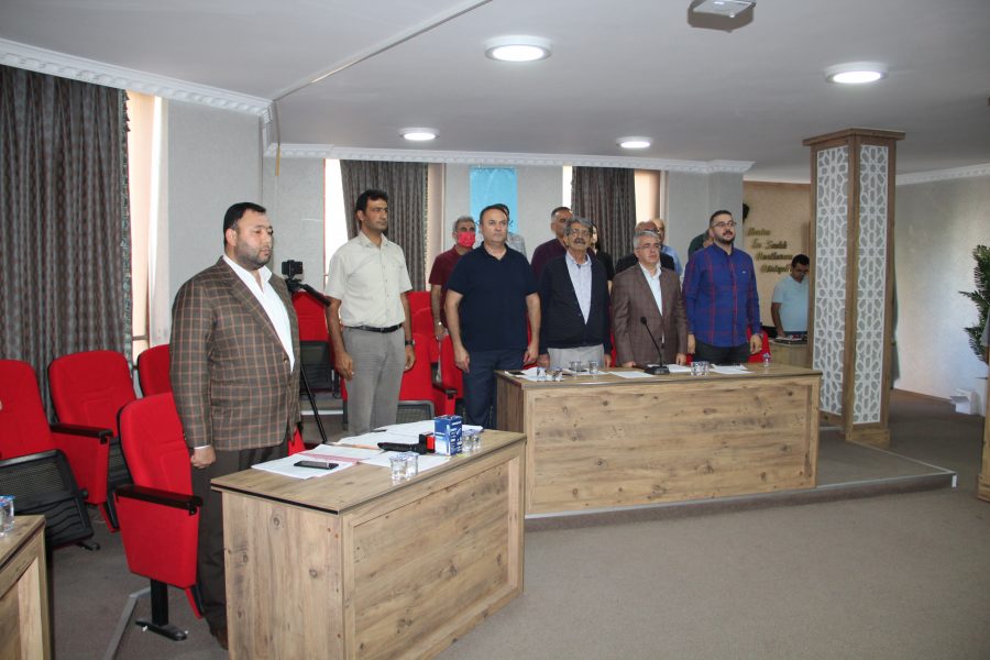 D&Ouml;RTYOL BELEDİYE MECLİSİ 2021 YILI 10. MECLİS BİRLEŞİMİNİ YAPTI ESKİ HAL İ&Ccedil;ERİSİNDEKİ KAMU YARARI ŞERHİNİN KALDIRILMASI TARTIŞMALARA NEDEN OLDU