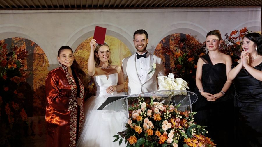 Elif Sena Baştuğ-Burak Deniz Mutluluğa Yelken Açtılar