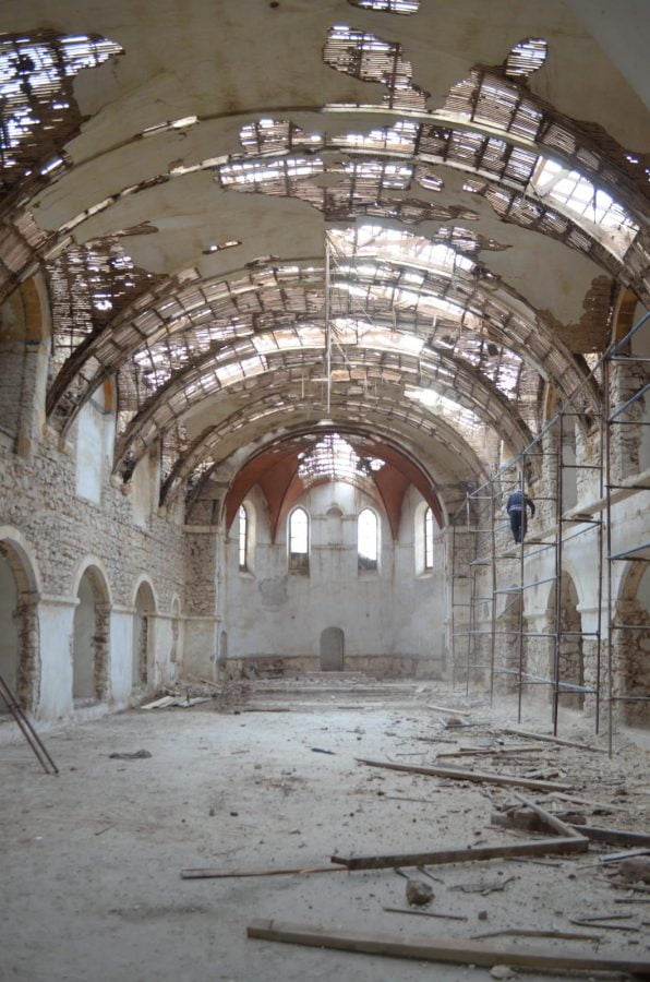 SARI OKUL RESTORASYONU BAŞLADI