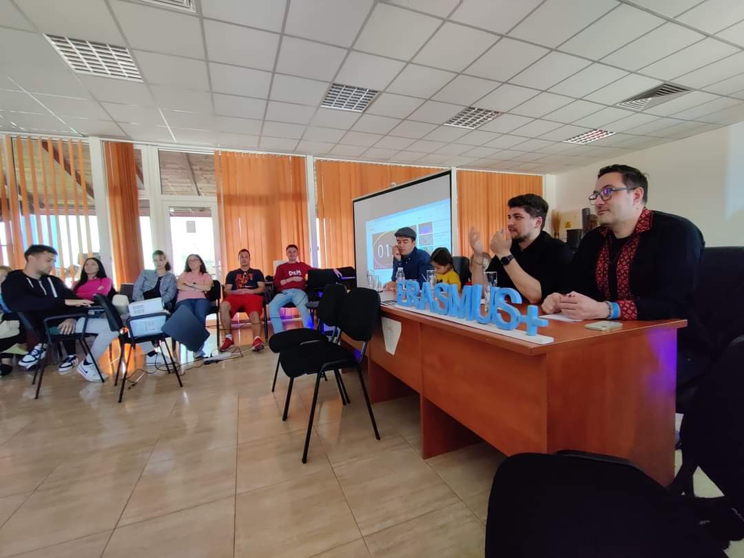 Erasmus+ Projesi Kapsamında Katılım Sağlayan 6 Gencimiz Romanya&rsquo;dan D&ouml;nd&uuml;