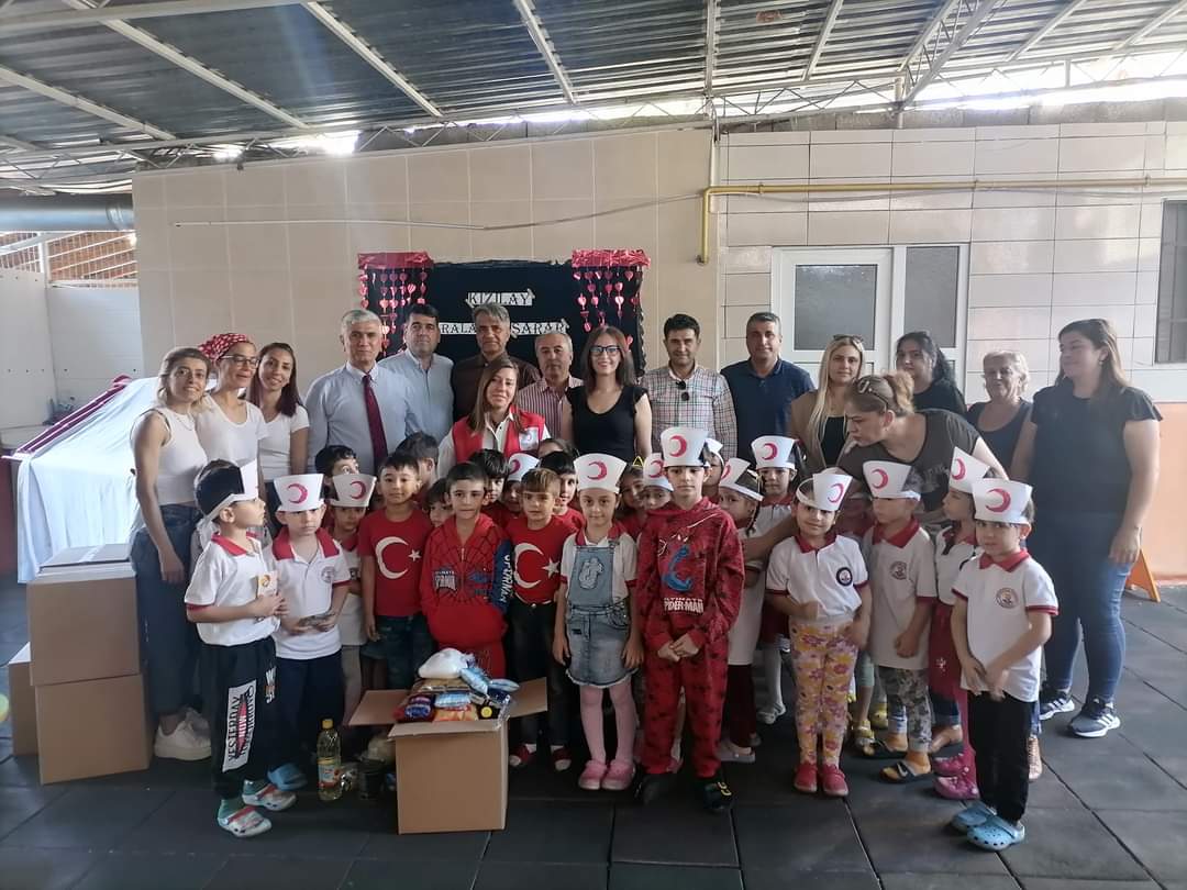 MİTHATPAŞA&#8217;NIN MİNİKLERİ GÖZ BEBEĞİMİZ KIZILAY İLE TANIŞTI