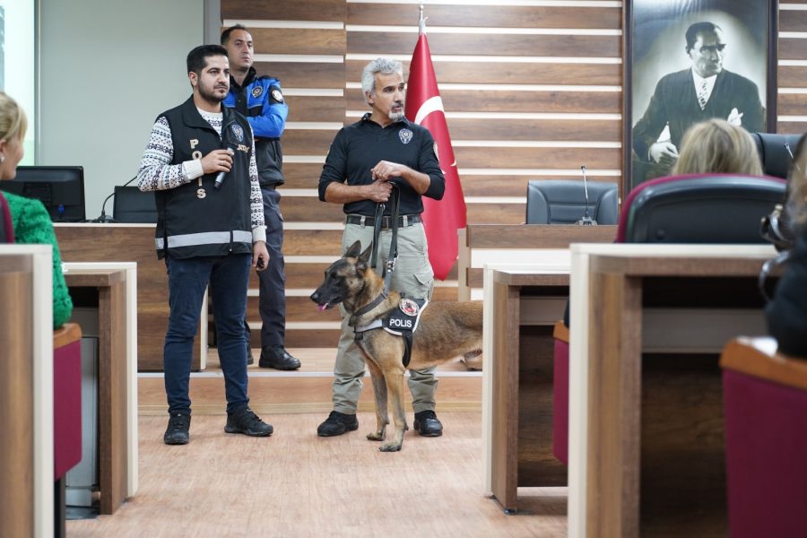 HBB PERSONELİNE KADINA ŞİDDET VE MADDE BAĞIMLILIĞI İLE İLGİLİ EĞİTİM