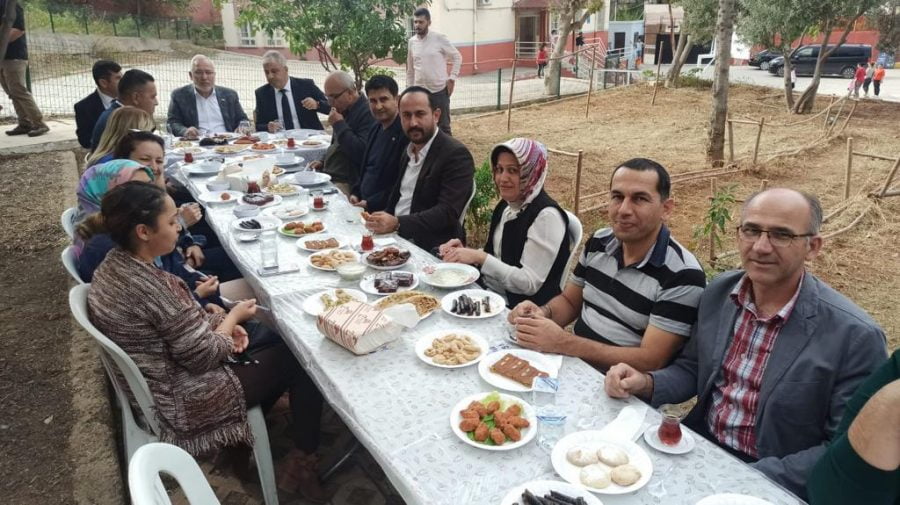 &#304;SKENDERUN DEN&#304;Z NAKL&#304;YEC&#304;LER&#304; DERNE&#286;&#304; &#304;LKOKULU, BA&#350;KAN TOSYALI VE &#304;L&Ccedil;E M&#304;LL&#304; E&#286;&#304;T&#304;M M&Uuml;D&Uuml;R&Uuml; AL&#304; HAYTAZ&amp;#8217;I A&#286;IRLADI