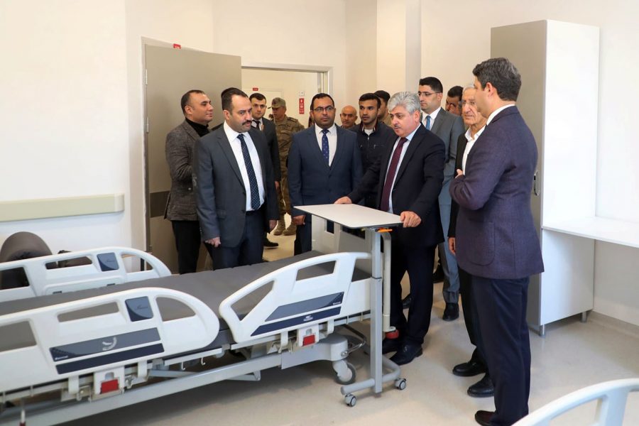 VALİ DOĞAN ARSUZ DEVLET HASTANESİNİ GEZDİ, DEVAM EDEN &Ccedil;ALIŞMALARI İNCELEDİ